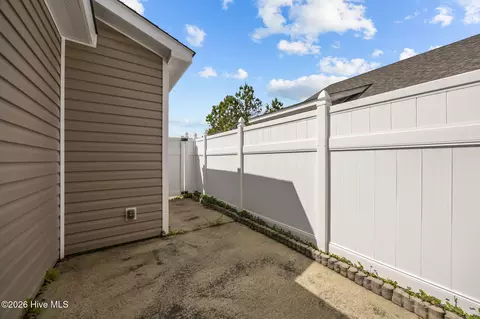 4041 Bluebill Dr #4, Greenville, NC 27858