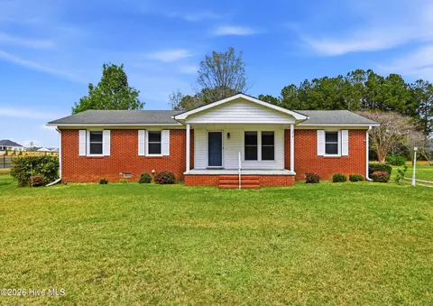 296 Old Town Creek Rd NE, Leland, NC 28451
