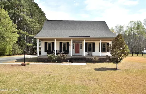4083 N Old Carriage Rd, Rocky Mount, NC 27804