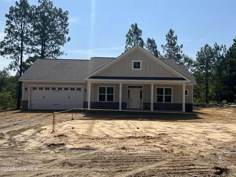 2449 Murdocksville Rd, West End, NC 27376