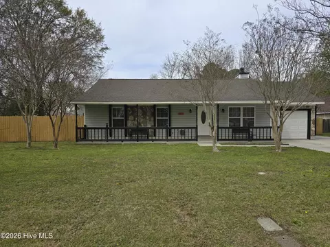 507 Fox Run Rd, Jacksonville, NC 28546