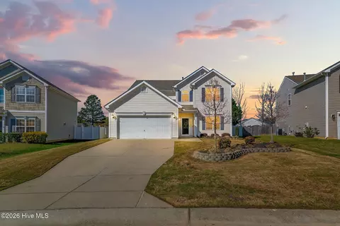 2016 Satinwood Dr, Clayton, NC 27520