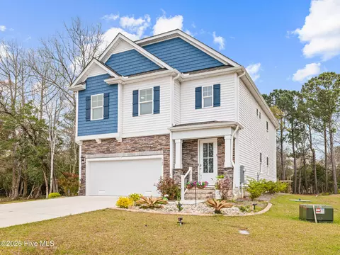 167 Evergreen Forest Ct, Sneads Ferry, NC 28460