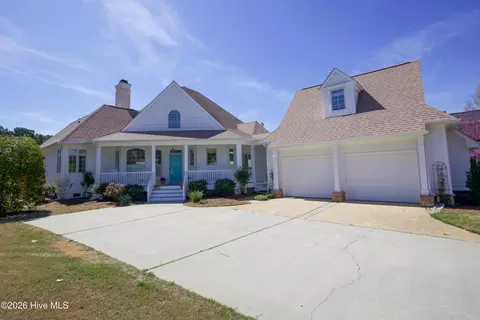 332 Magnolia Cir, Southern Pines, NC 28387