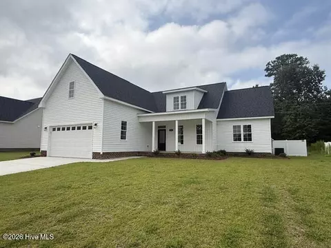 3301 School View Dr, Farmville, NC 27828