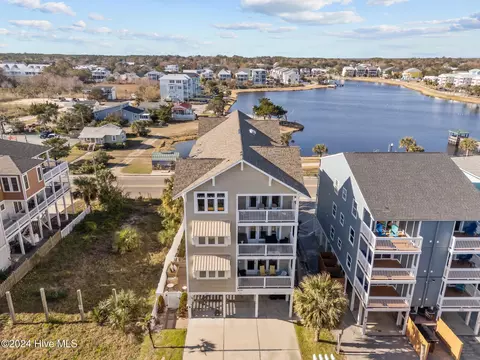608 S Carolina Beach Ave S UNIT 101, Carolina Beach, NC 28428