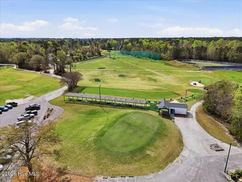 View/Area - 104 Greenview Ct, Hampstead, NC 28443 photo 6 of 11