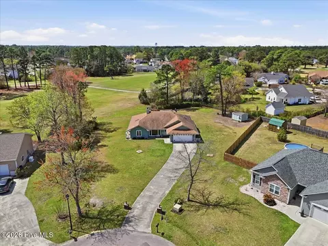 View/Area - 104 Greenview Ct, Hampstead, NC 28443 photo 10 of 11