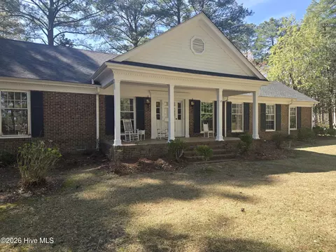 701 S Broad St, Robersonville, NC 27871