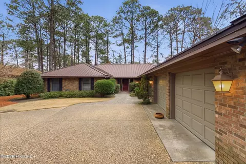 Exterior - 205 Baltusrol Ln, Pinehurst, NC 28374 photo 2 of 26