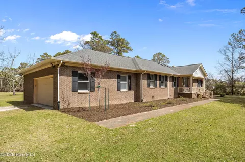 724 Highway 24, Newport, NC 28570