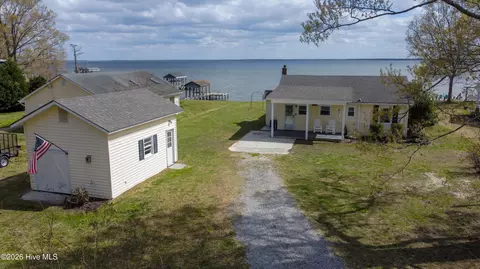 159 Nixons Beach Rd, Edenton, NC 27932