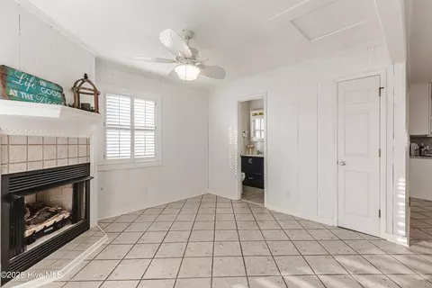 Living - 406 36th St, Sunset Beach, NC 28468 photo 4 of 5