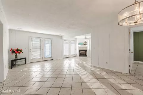 Living - 406 36th St, Sunset Beach, NC 28468 photo 2 of 5