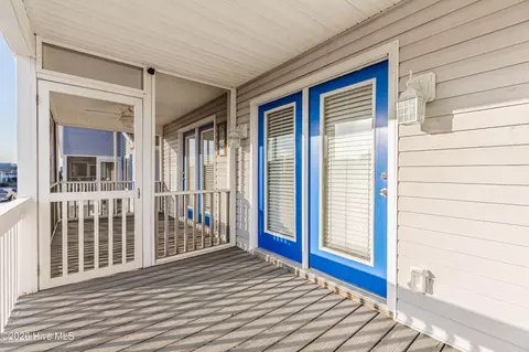 Exterior - 406 36th St, Sunset Beach, NC 28468 photo 6 of 11