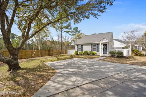 834 Southern Charm Dr, Wilmington, NC 28412