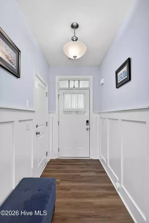 Entry Way - 473 Arden Dr, Hampstead, NC 28443 photo 1 of 2