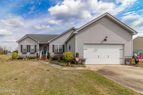 102 Wesley Dr, Goldsboro, NC 27534