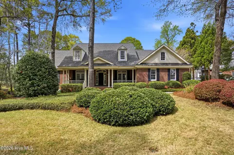 8700 Fazio Dr, Wilmington, NC 28411