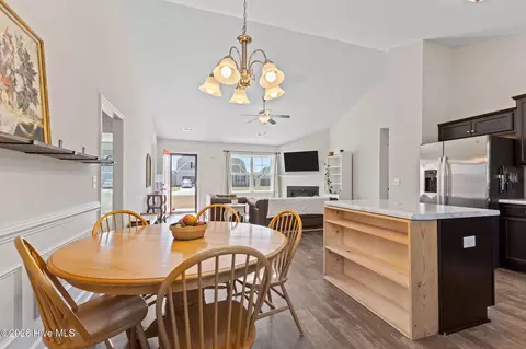 Dining - 704 W Warner Ct, Hubert, NC 28539 photo 2 of 2