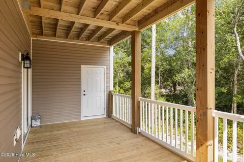 Exterior - 400 Lighthouse Ln #B2, Cedar Point, NC 28584 photo 3 of 4