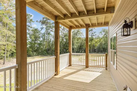 Exterior - 400 Lighthouse Ln #B2, Cedar Point, NC 28584 photo 2 of 4
