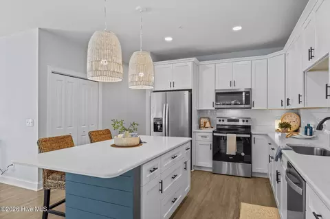 Kitchen - 400 Lighthouse Ln #B2, Cedar Point, NC 28584 photo 2 of 7