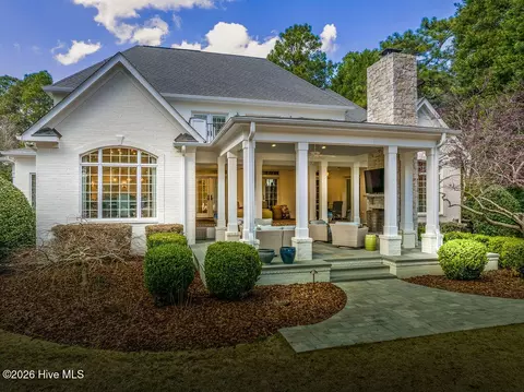 Exterior - 240 Midland Rd, Pinehurst, NC 28374 photo 2 of 11