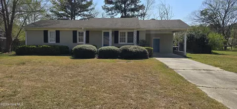 6529 Dogwood Ln, Grifton, NC 28530