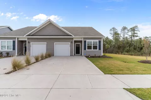 4293 Coralbead Ln, Leland, NC 28451