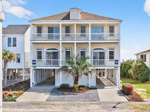 607 W Main St # A&B, Sunset Beach, NC 28468