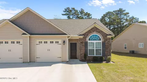 3232 Gordon Dr #B, Greenville, NC 27834