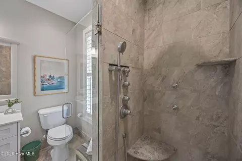 Bath - 386 Little Acre Ln, Bath, NC 27808 photo 3 of 8