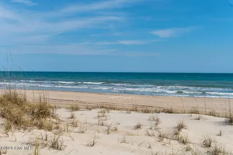 119 James Dr, Emerald Isle, NC 28594 photo 10