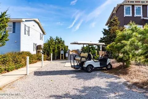 119 James Dr, Emerald Isle, NC 28594 photo 3