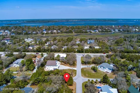 119 James Dr, Emerald Isle, NC 28594 photo 6