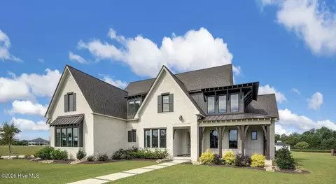 1196 Seasons End Ln, Grimesland, NC 27837