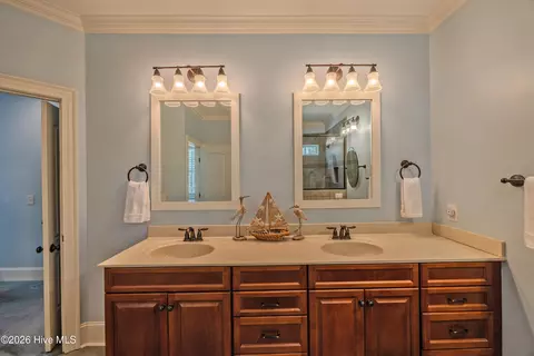 Bath - 107 Red Sunset Ct, Wallace, NC 28466 photo 2 of 3