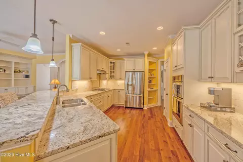 Kitchen - 107 Red Sunset Ct, Wallace, NC 28466 photo 4 of 5