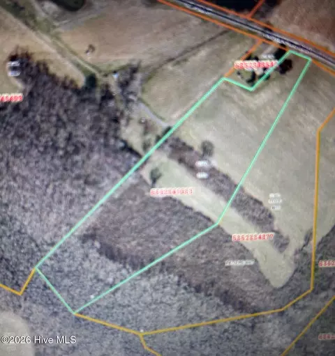 1634 Indian Woods Rd, Windsor, NC 27983