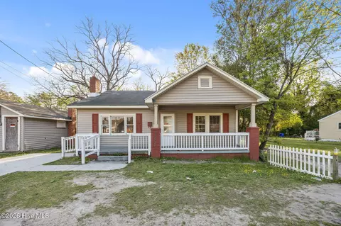 1705 S Pitt St, Greenville, NC 27834
