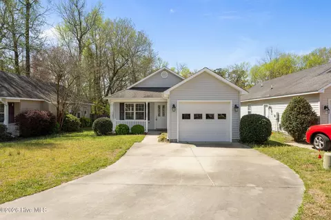 2403 Westover Ln, New Bern, NC 28562