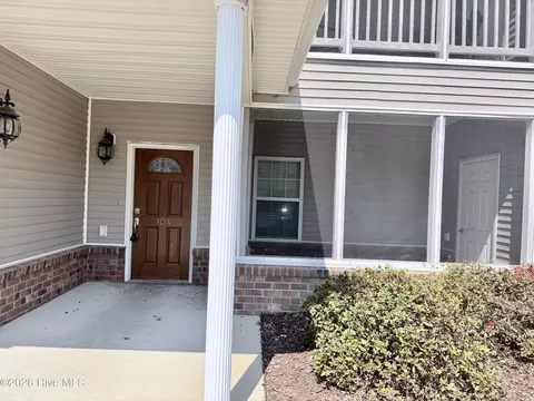 1936 Tara Ct #104, Greenville, NC 27858
