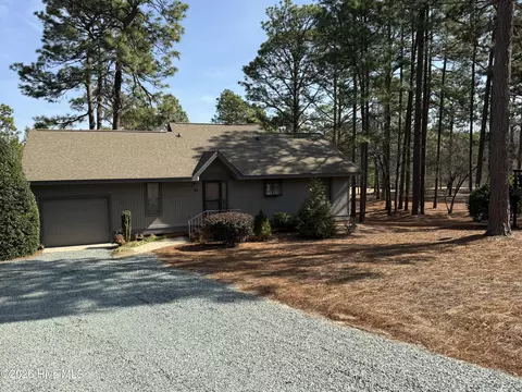 Exterior - 85 Brandon Trl, Pinehurst, NC 28374 photo 2 of 10