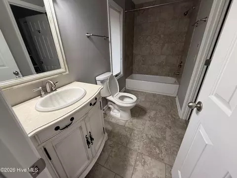 Bath - 85 Brandon Trl, Pinehurst, NC 28374 photo 3 of 4