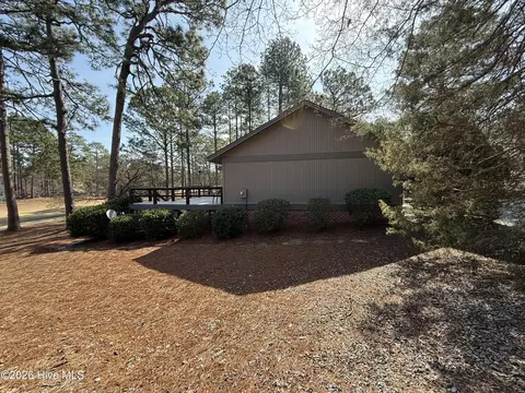 Exterior - 85 Brandon Trl, Pinehurst, NC 28374 photo 4 of 10
