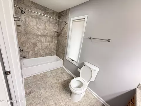 Bath - 85 Brandon Trl, Pinehurst, NC 28374 photo 2 of 4