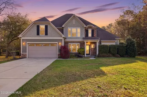 268 Mimosa Dr, Sneads Ferry, NC 28460