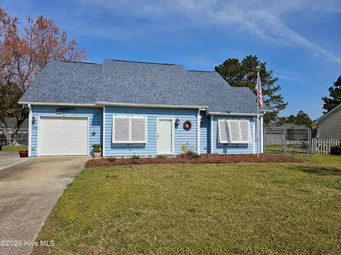 709 Windy Trl, Newport, NC 28570