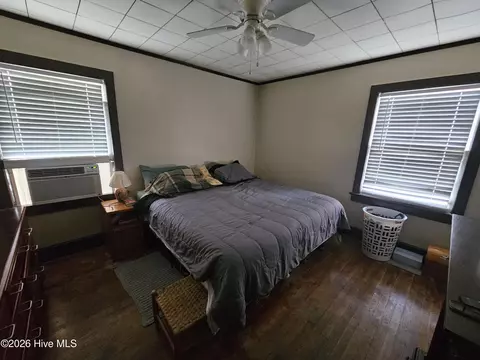 Bedroom - 807 E 8th St, Washington, NC 27889 photo 1 of 3